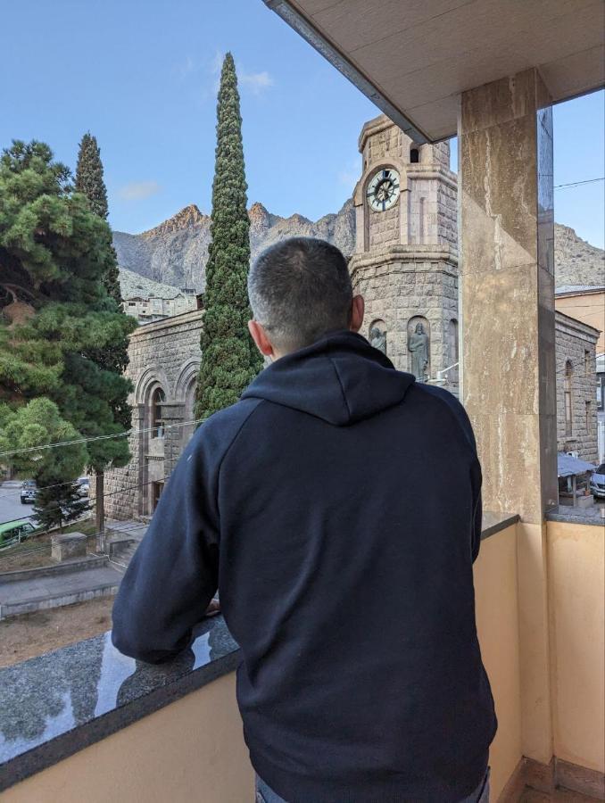 Sweet Home Hotel Meghri 외부 사진